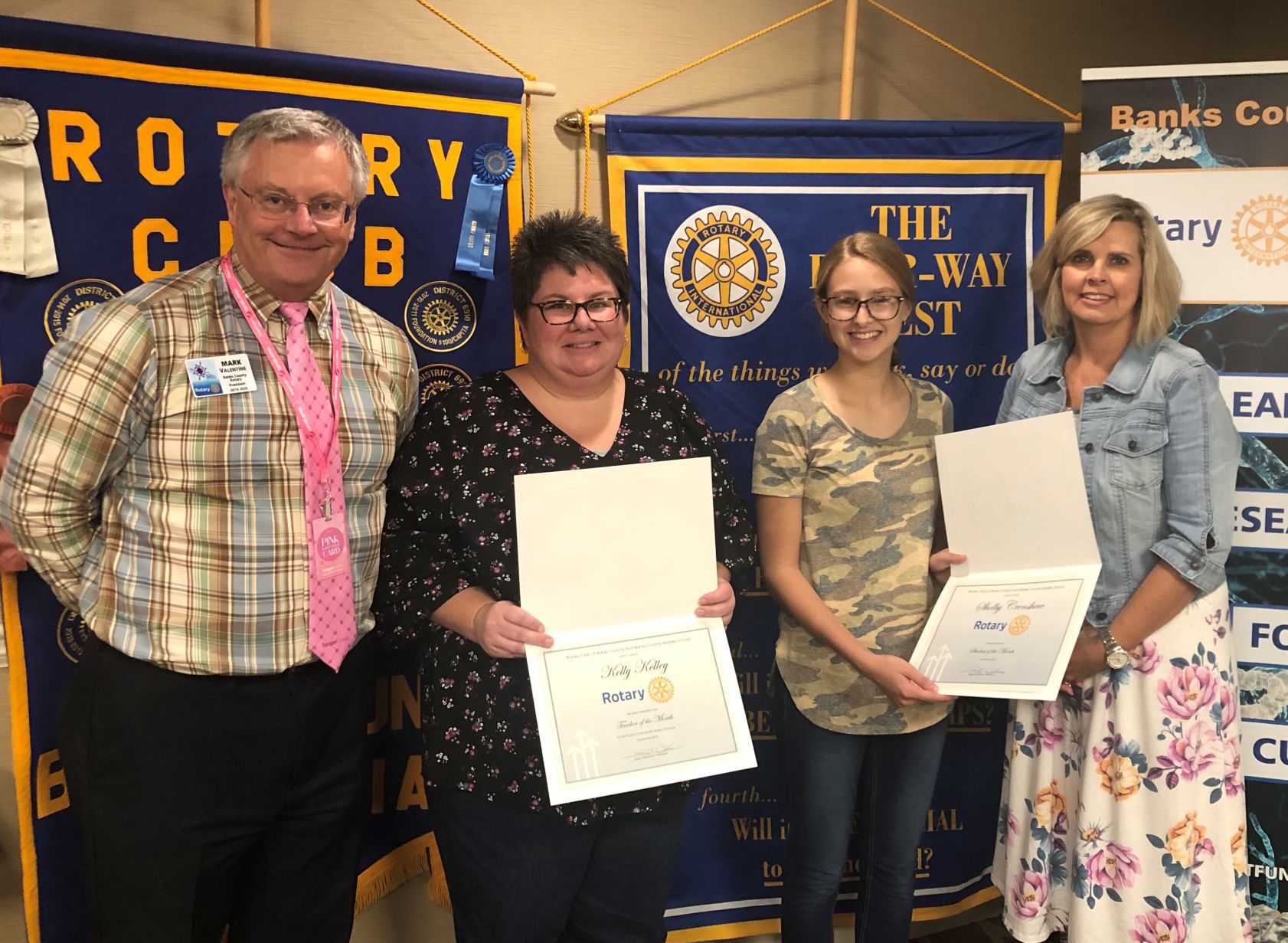 ROTARY CLUB HONORS STUDENTS